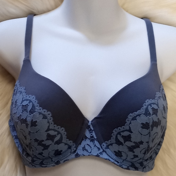 Dobreva Lavender Lace & Padded Bra - Picture 12 of 16